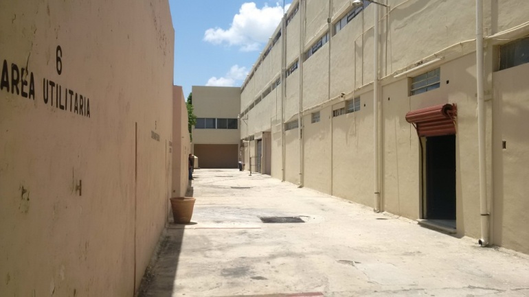 16 - RENTA DE EDIFICIO DE TRES PLANTAS EN EL CENTRO DE MÉRIDA