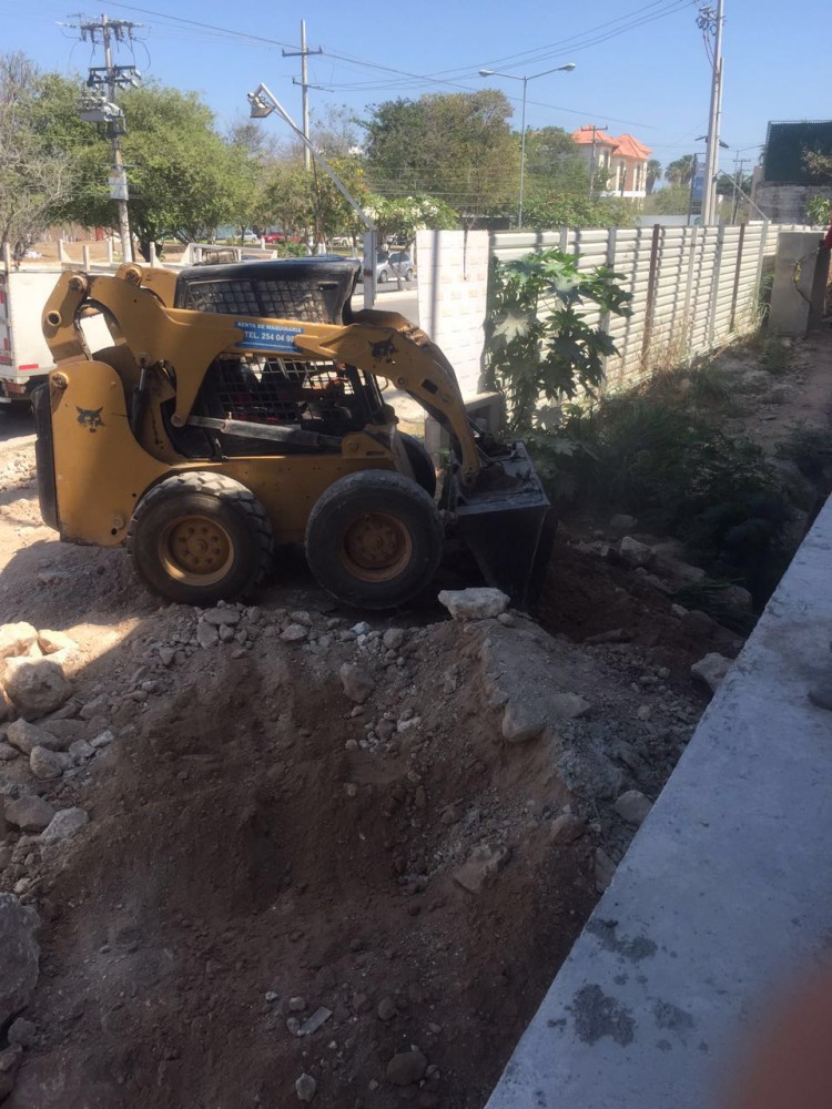 CONSTRU EQUIPOS DE LA PENINSULA