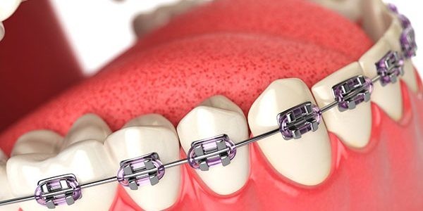 Dra. Monica Souza Paz